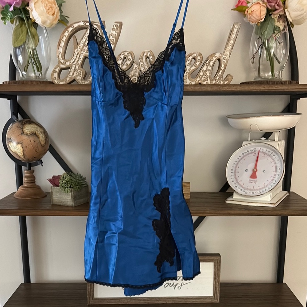 Frederick's of Hollywood Blue and Black Lace Chemise